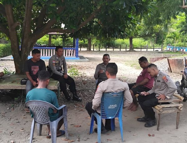 Patroli Sambang Polsek Alor Timur Perkuat Sinergi Bersama Masyarakat dalam Menjaga Kamtibmas