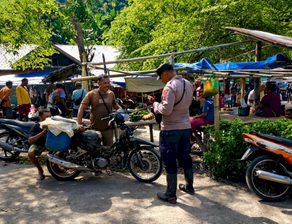 Patroli Dialogis Sambang Kamtibmas, Pospol Abad Selatan Jaga Keamanan Pasar Orgen