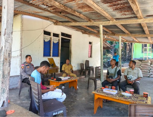 Kapolsubsektor Pureman Sambangi Kepala Desa Purnama, Perkuat Sinergi Jaga Kamtibmas dan Cegah Penyalahgunaan Miras