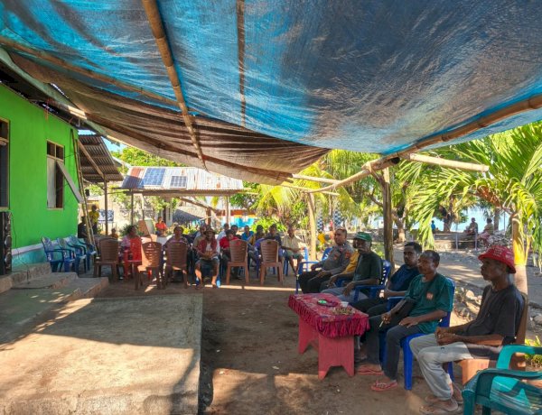 Patroli dan Sambang Kamtibmas, Polsubsektor Pureman Ajak Warga Desa Purnama Jaga Keamanan Lingkungan