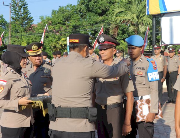 Kapolres Alor Pimpin Upacara Korps Raport, 33 Personel Polres Alor Naik Pangkat Periode 1  Juli 2026
