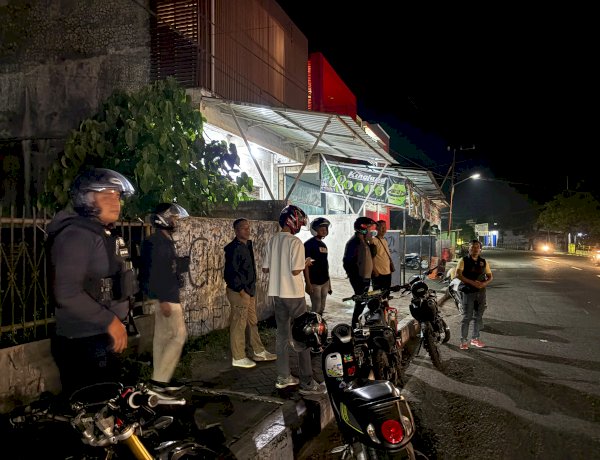 Tim URC Satreskrim Polres Alor Intensifkan Patroli Malam dan Sambang Kamtibmas, Cegah 3C serta Antisipasi Tawuran Remaja