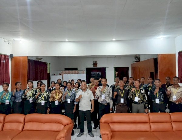 KBO Sat Intelkam Polres Alor Berikan Edukasi Literasi Digital kepada Calon Paskibraka Kabupaten Alor Tahun 2026