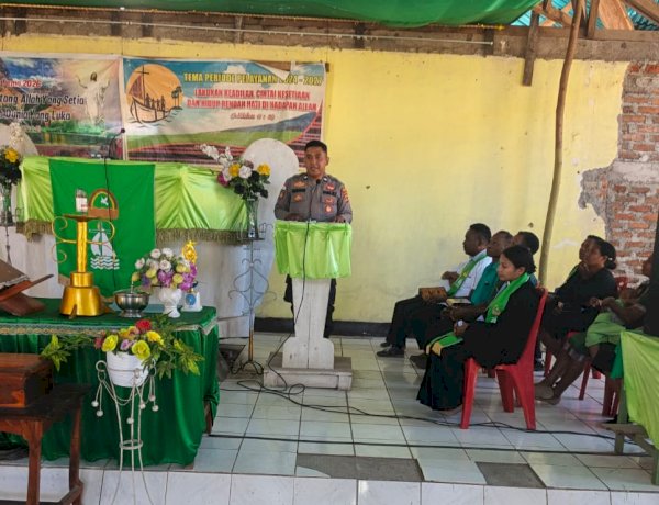 Polsubsektor Pureman Gelar Minggu Kasih di Gereja GMIT Lahairoi Masmur, Sampaikan Pesan Kamtibmas kepada Warga
