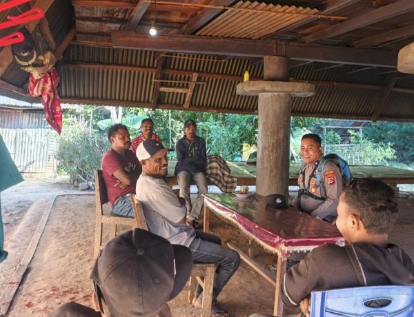 Polsubsektor Pureman Gencarkan Patroli Kamtibmas dan Sambang, Warga Langkuru Utara Dihimbau Jaga Keamanan