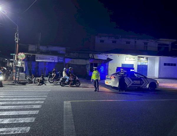 Patroli Kamseltibcarlantas, Satlantas Polres Alor Pastikan Keamanan dan Ketertiban Lalu Lintas di Kota Kalabahi