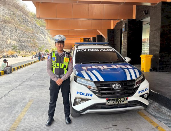 Satlantas Polres Alor Kawal Kunjungan Kerja Wakil Gubernur NTT, Pastikan Perjalanan Aman dan Lancar