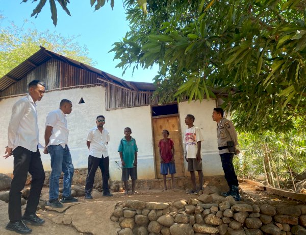 Polsek Alor Timur Sambangi Warga Kolana Utara, Ajak Masyarakat Bersama Jaga Kamtibmas