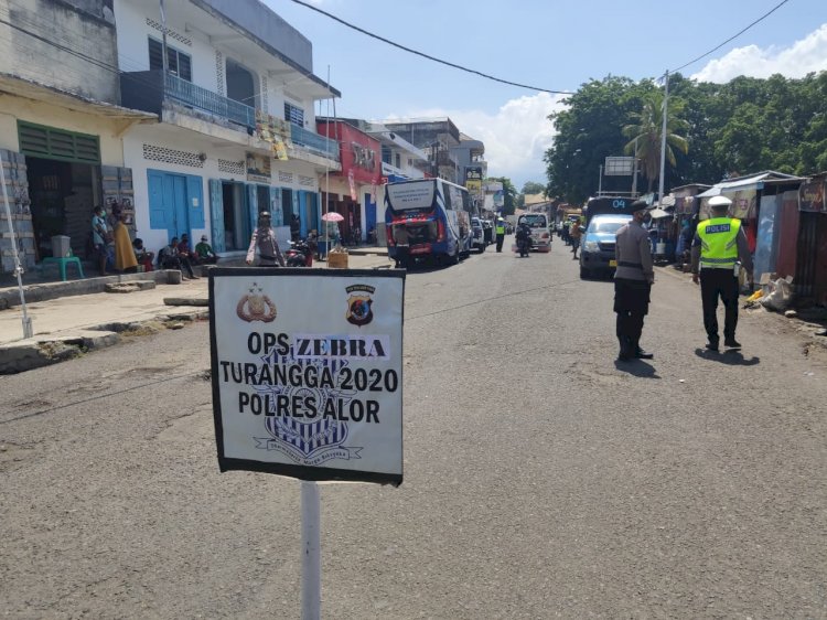 Jajaran Sat Lantas Polres Alor Laksanakan Operasi Zebra Turangga 2020