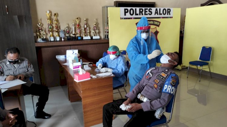 Deteksi Dini, Polres Alor Gelar Rapid Test  Antigen Bagi Anggota