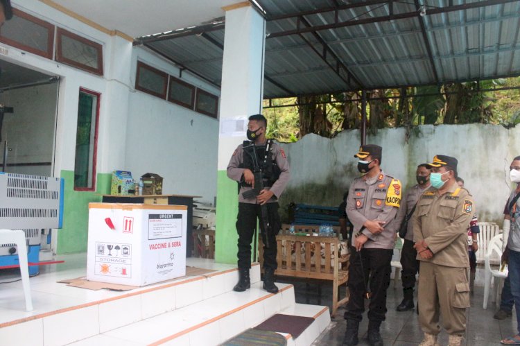 Polres Alor Laksanakan Pengawalan Kotak Vaksin Covid-19 Tahap II