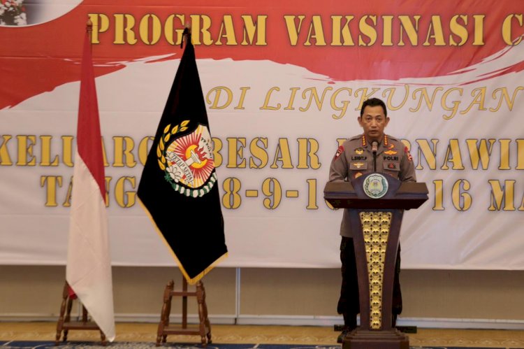 Polri Gelar Vaksinasi Covid-19 2.282 Untuk Purnawirawan Polri