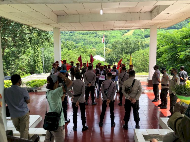 Polres Alor Laksanakan PAM Demo Mahasiswa PMKRI Cabang Alor Jilid II