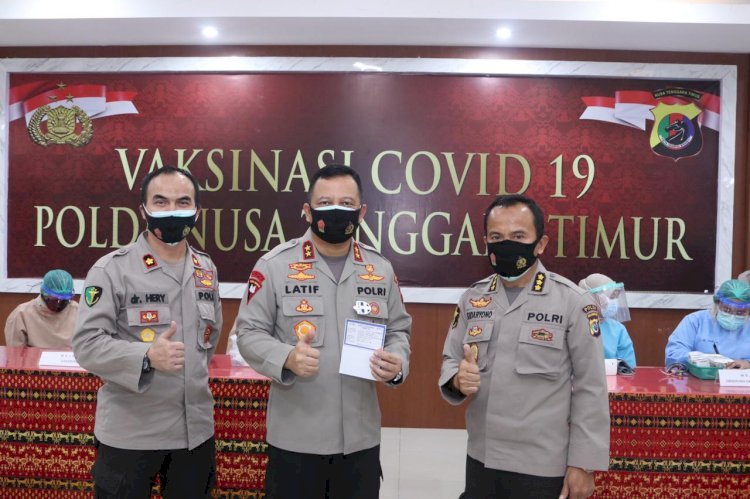 Polda NTT Mendapatkan 120 Ampul Vaksin Covid-19 Sinovac Tahap I