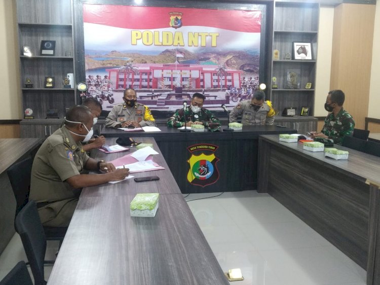 TNI-Polri dan Satpol PP Menggelar Rapat Penegakan Hukum Ops Yustisi Covid-19 di Mapolda NTT