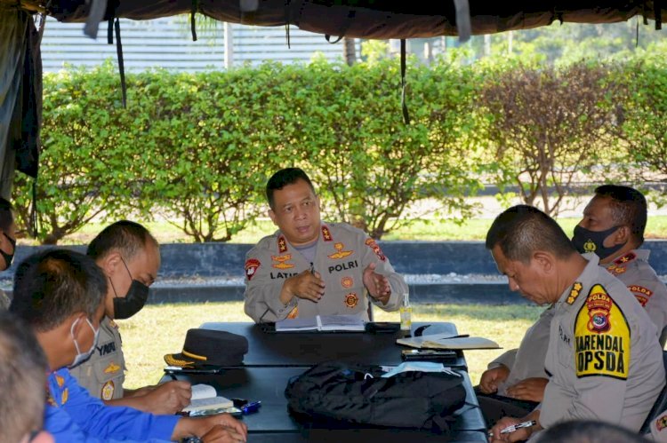 Operasi Penanganan Bencana di Wilayah NTT, Kapolda NTT:  Operasi Kemanusiaan Ini Harus Bisa Memberikan Dampak Positif Kepada Masyarakat