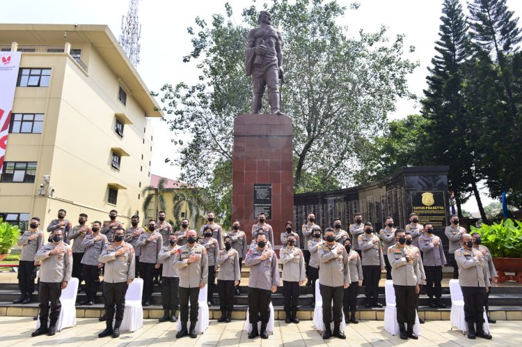 Lepas 37 Perwira Penerima LPDP, Kapolri: Jadikan Bekal Untuk Bangun Indonesia Lebih Maju