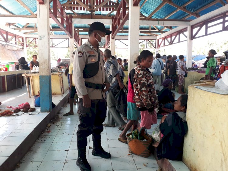 Berikan Pelayanan Keamanan, Polsek Altim Polsubsektor Lantoka Laksanakan Patroli dan Pengamanan Pasar