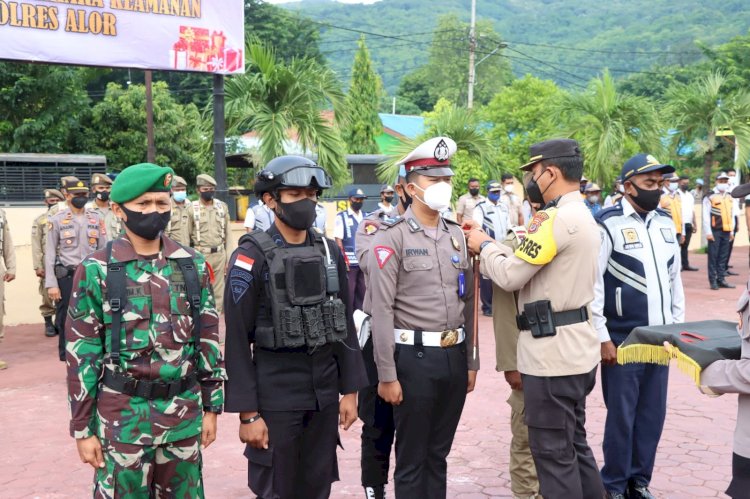 Polres Alor mengelar Apel Gelar pasukan Operasi Lilin Ranakah 2021