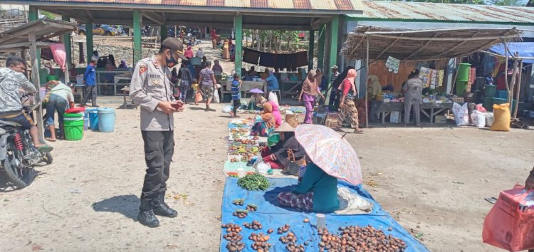 Cegah Penyebaran Covid-19, Polisi Tidak Henti-Hentinya Berikan Himbauan Prokes