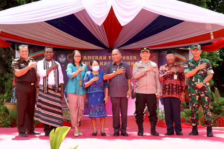 Kapolres Alor Hadiri Pameran Temporer Tenun Ikan Alurung