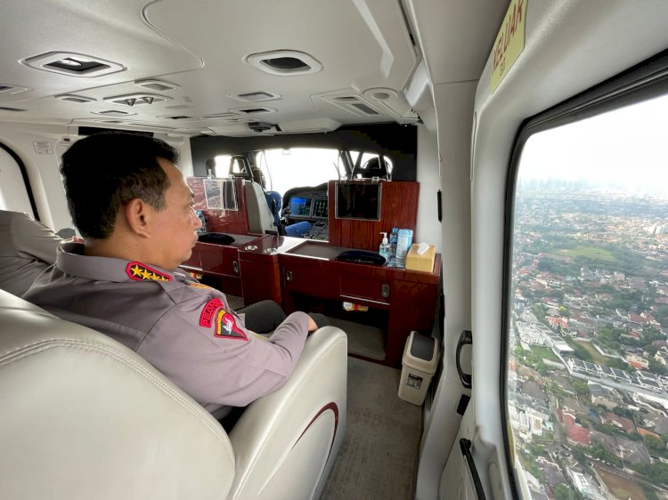 Kapolri Naik Heli Pantau Langsung Arus Mudik di Jalan Tol dan Arteri