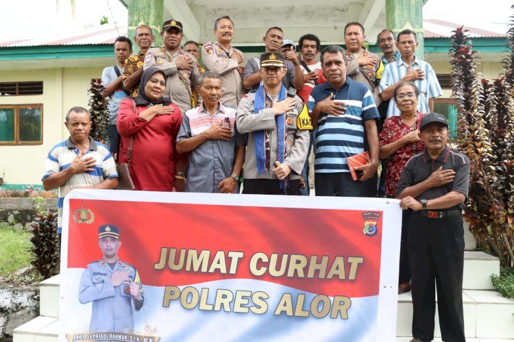 Kapolres Alor Gelar Jumat Curhat Bersama Masyarakat Kalabahi Barat