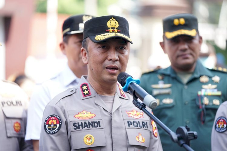Wujud Kepedulian Kapolri ke Masyarakat, 2 Ribu Bansos Disebar ke Warga Jakarta Utara