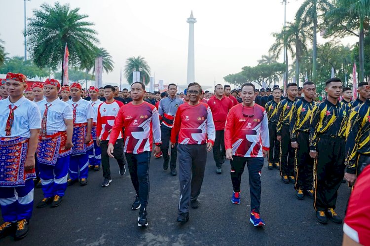 Fun Walk dengan Lintas Elemen, Kapolri Gaungkan Jaga Persatuan-Kesatuan Bangsa