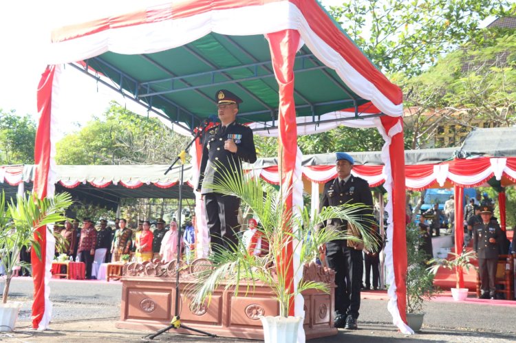 Kapolres Alor Pimpin Upacara Hari Bhayangkara ke-77