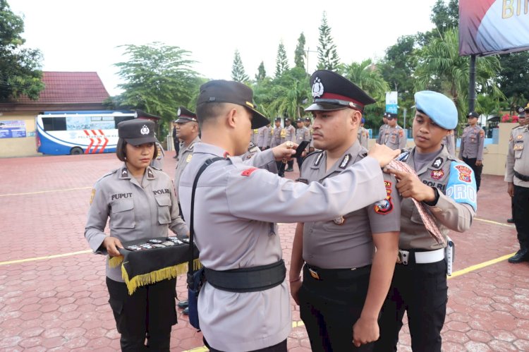 Kapolres Alor Pimpin Upacara Pelantikan Kenaikan Pangkat Bintara Peroide 1 Juli 2023