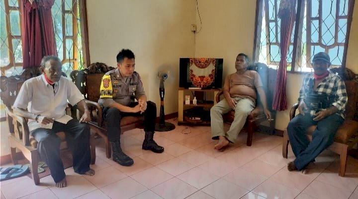 Lewat Sambang Bhabinkamtibmas Ajak Warga Wujudkan Kamtibmas Kondusif