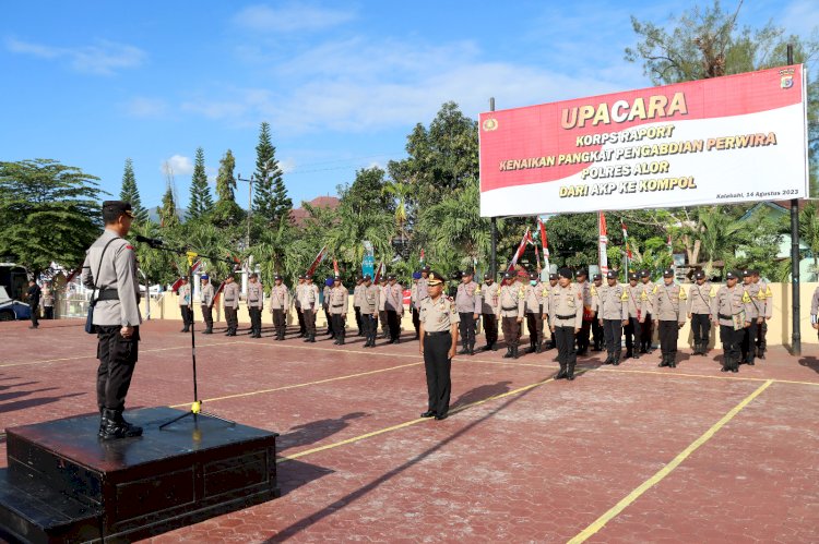 Kapolres Alor Pimpin Upacara Korps Raport Kenaikan Pangkat Pengabdian Perwira Polres Alor