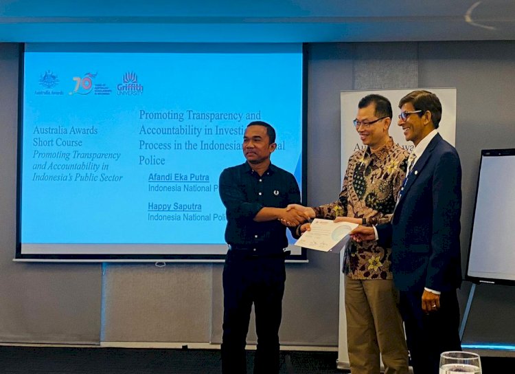 Anggota Polri Raih Australia Awards Short Course