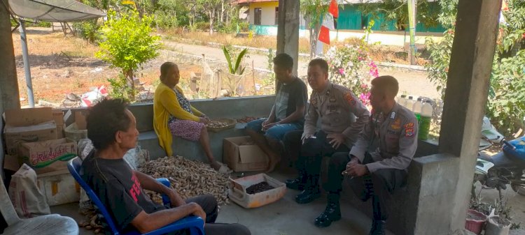 Tingkatkan Rasa Aman, Personil Polsek Alor Timur Laksanakan Patroli Sambang