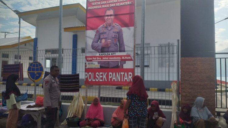 Patroli dan Pengamanan di Pasar Bakalang oleh Pos Subsektor Bakalang untuk Keamanan dan Kenyaman Masyarakat