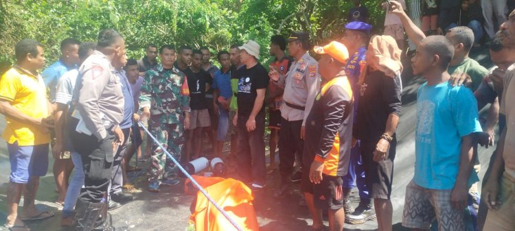 Tragedi Tenggelam di Desa Otvai, Polres Alor bersama Instansi terkait Berhasil Evakuasi Korban Setelah Pencarian Intensif