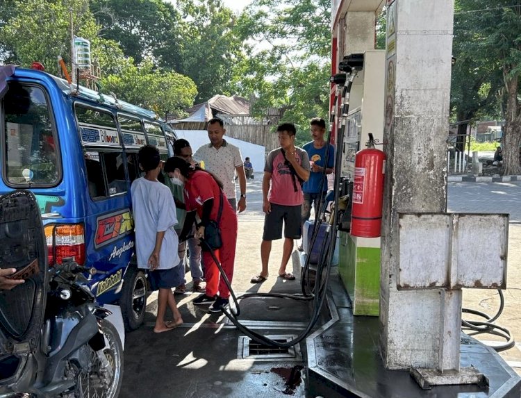 Satuan Reskrim Polres Alor Melaksanakan Patroli Monitoring Pengisian BBM di SPBU Wilayah Kabupaten Alor