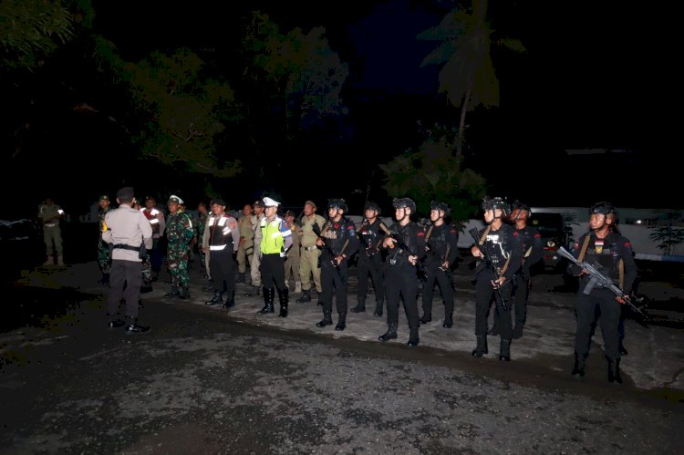 Patroli Gabungan TNI/POLRI dan Sat. Pol PP Kab. Alor, Jamin Keamanan Perayaan Paskah dan Bulan Suci Ramadan