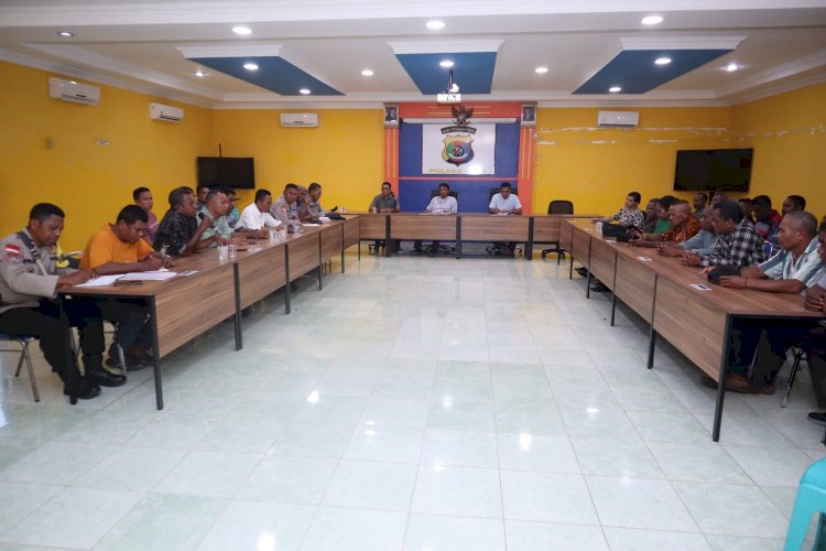 Polres Alor Gelar Rapat Kesiapan Perdamaian Pasca Tawuran Pemuda Watatuku dan Mola