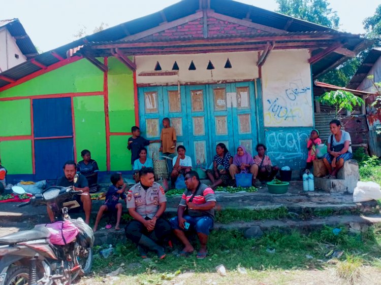 Polres Alor Himbau Warga Waspadai Premanisme dan Jaga Ketertiban di Pasar Buraga