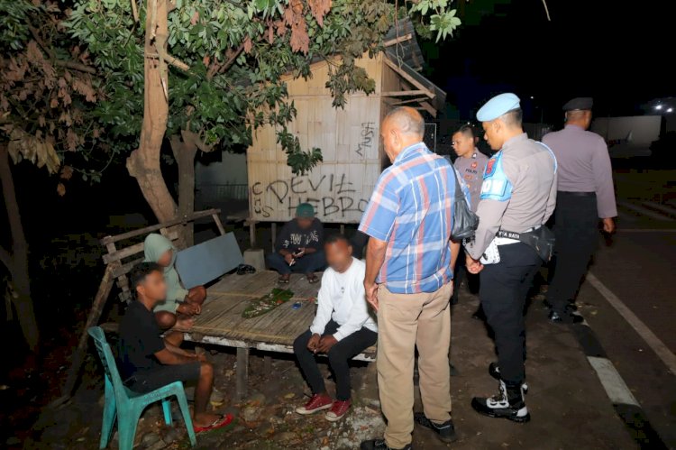 Polres Alor Gelar Patroli Malam dalam Operasi Pekat Turangga 2025 untuk Berantas Premanisme