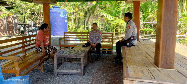 Kapolsek Alor Timur Sambang ke Gereja GMIT Bethania Lutumang, Ajak Warga Jaga Kamtibmas