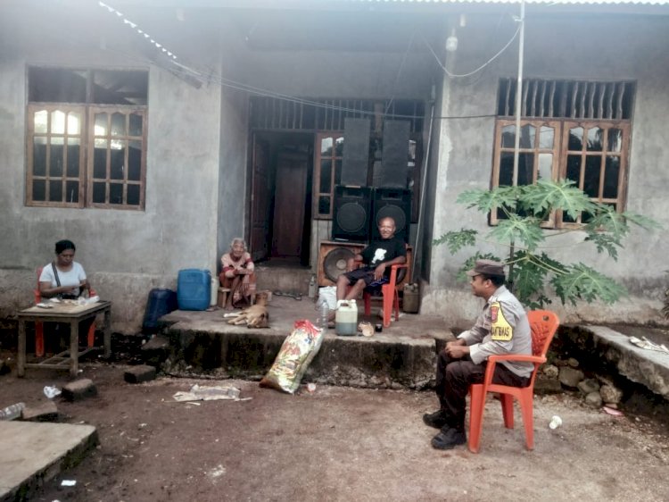 Bhabinkamtibmas Desa Beangonong Laksanakan Sambang dan Patroli, Sampaikan Himbauan Kamtibmas kepada Warga