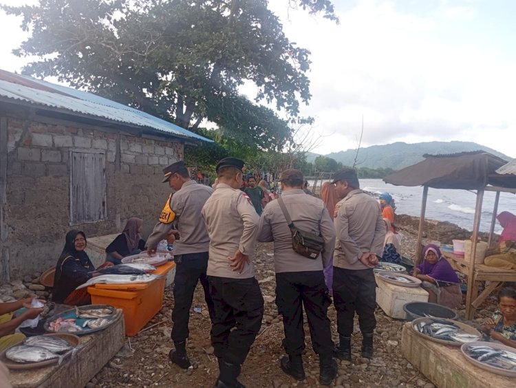 Polsek Pantar Intensifkan Patroli Dialogis di Pasar Kabir, Situasi Kamtibmas Terpantau Aman