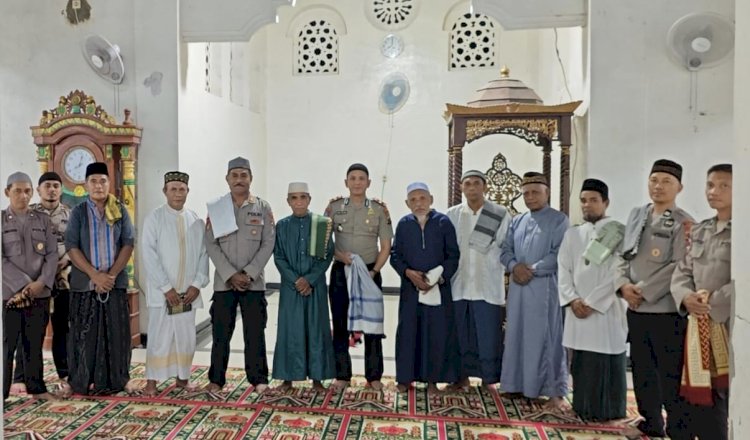 Polres Alor Gelar Safari Ramadhan dan Tarawih Keliling di Masjid Babul Jihad Wetabua