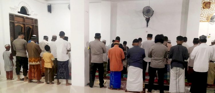 Polres Alor Gelar Tarawih Keliling di Masjid An Nur Sawah Lama