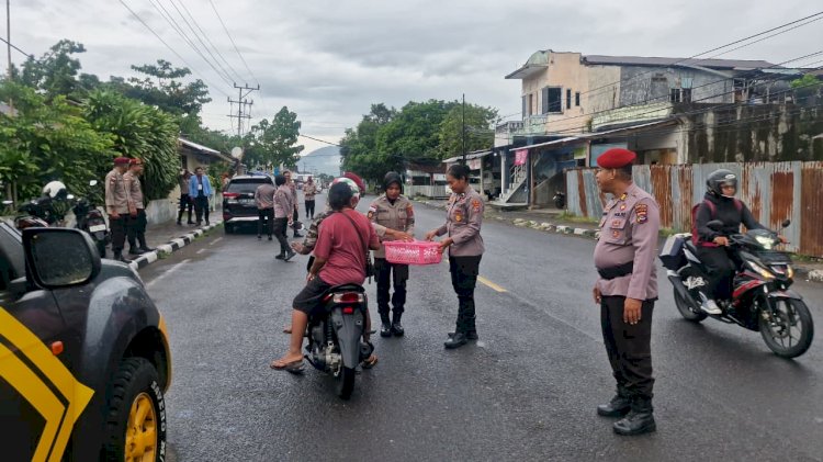 Sat Reskrim Polres Alor Berbagi Takjil di Minggu Kedua Ramadan, Wujud Kepedulian kepada Masyarakat