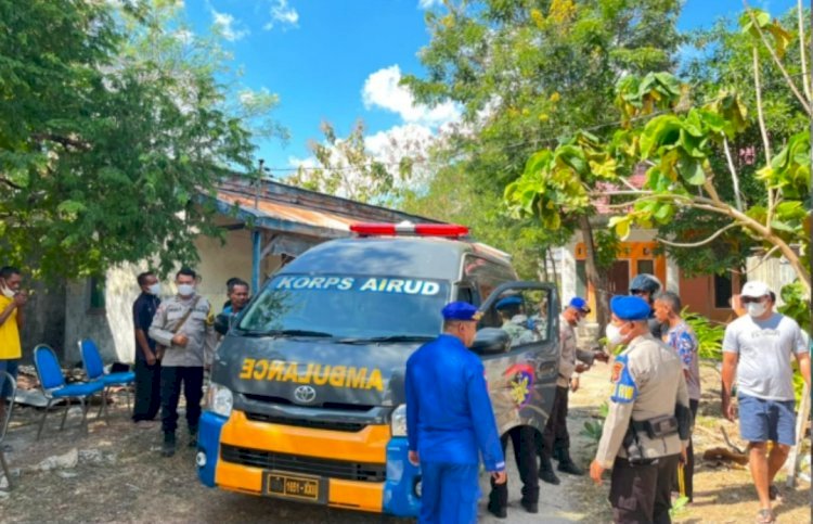 Bakti Sosial HUT Bhayangkara ke-80, Ditpolairud Polda NTT Tempuh 147 Kilometer Antar Jenazah Warga Kurang Mampu ke Kampung Halaman