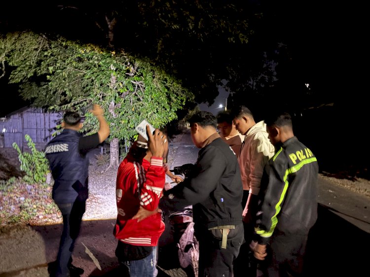 Cegah Gangguan Kamtibmas, Tim URC Polres Alor Intensifkan Patroli Malam di Sejumlah Titik Rawan